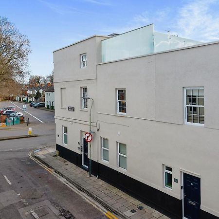 The Burton Penthouse Apartment Cheltenham Exterior photo