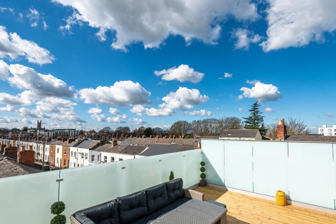 The Burton Penthouse Apartment Cheltenham Exterior photo